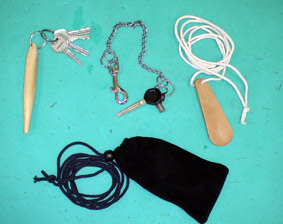 周囲の物を味方にする護身法