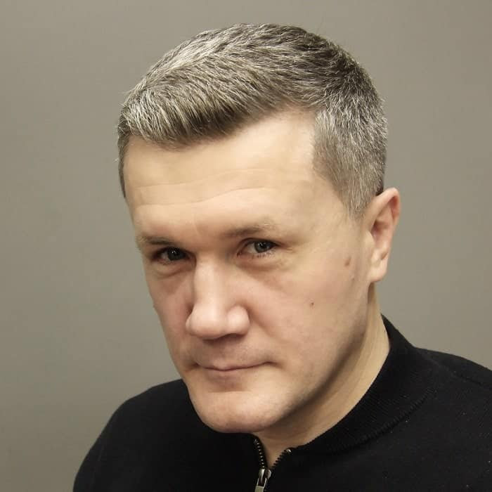 8 Respectful Short Hairstyles for Older Men (2020) – Cool 