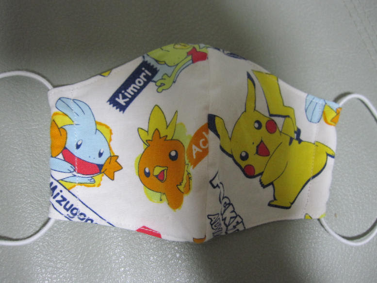 ｐoco A ｐoco のんびり子育て ポケモンマスク