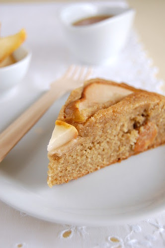 Pear and honey cake / Bolo de pêra e mel