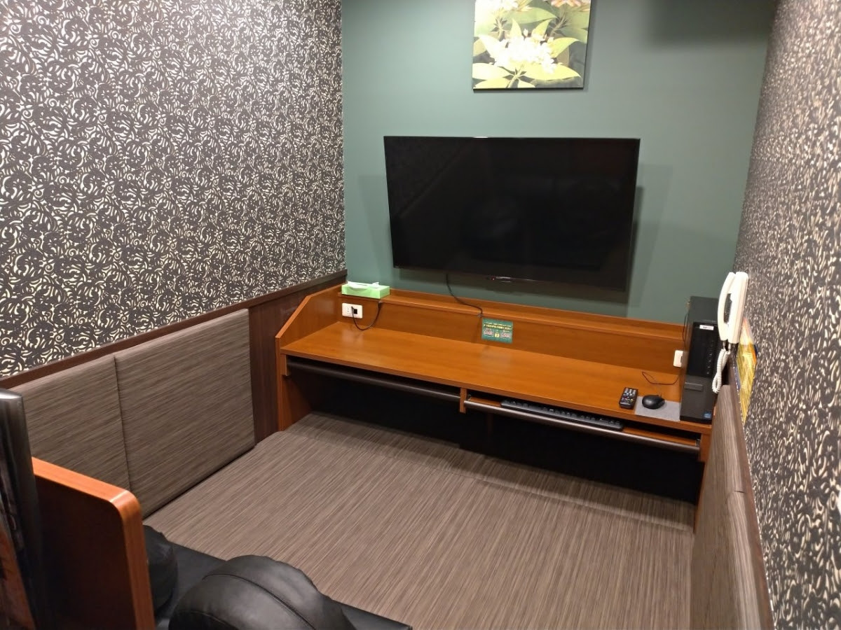 亜熱帯 大須万松寺店 栄 大須 金山 インターネットカフェ まんが喫茶 亜熱帯 持込ok 24時間 年中無休 無料wifi