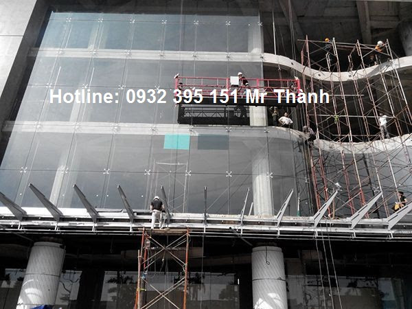 vách kính mặt dựng