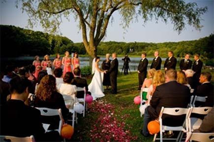Unique Outdoor Wedding Ideas