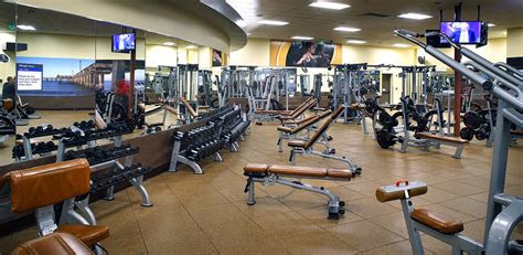 bay shore supersport gym  bay shore ny  hour fitness