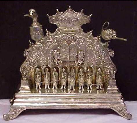 lionmenorah