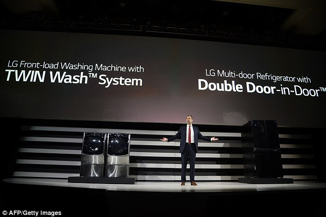 LG Electronic's David VanderWall introduces the LG front loading washing machine with the new Twin Load System allowing the consumer to do two separate washington loads at the same time and the LG Multi Door Regferator with 