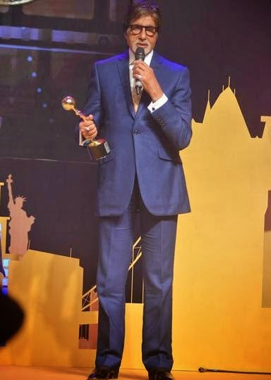 Amitabh Bachchan graces NRI Of The Year Awards