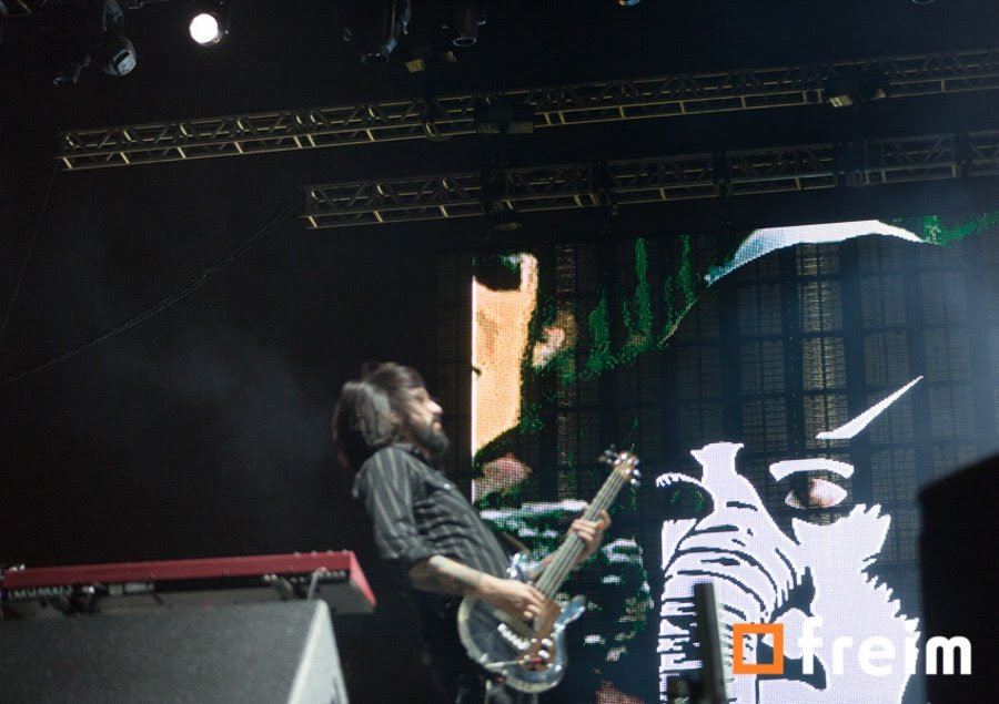 DEATH FROM ABOVE 1979-CORONA-CAPITAL-2015-3