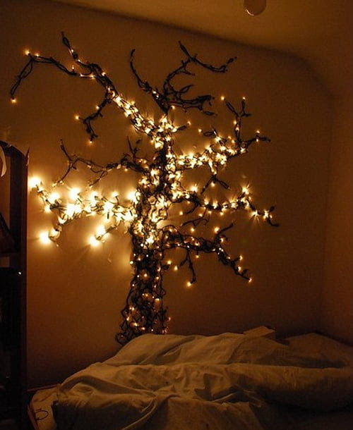 Inspiração do dia: luzes de natal na decoração do quarto 