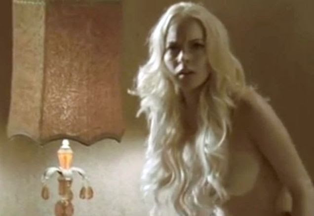 Lindsay Lohan strips ***** for a raunchy sex scene in Machete (Photo: 20th 