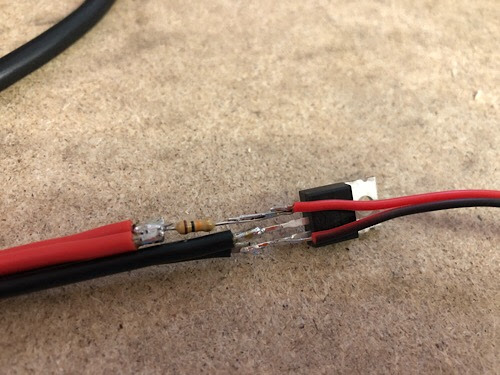 Elektronischer Schalter zum Einschalten der Empfängerstromversorgung