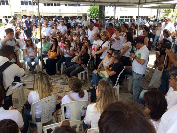 Assembleia que decidiu pelo adiamento da greve do TJ foi realizada nesta quarta (Foto: Matheus Magalhães/Inter TV Cabugi)