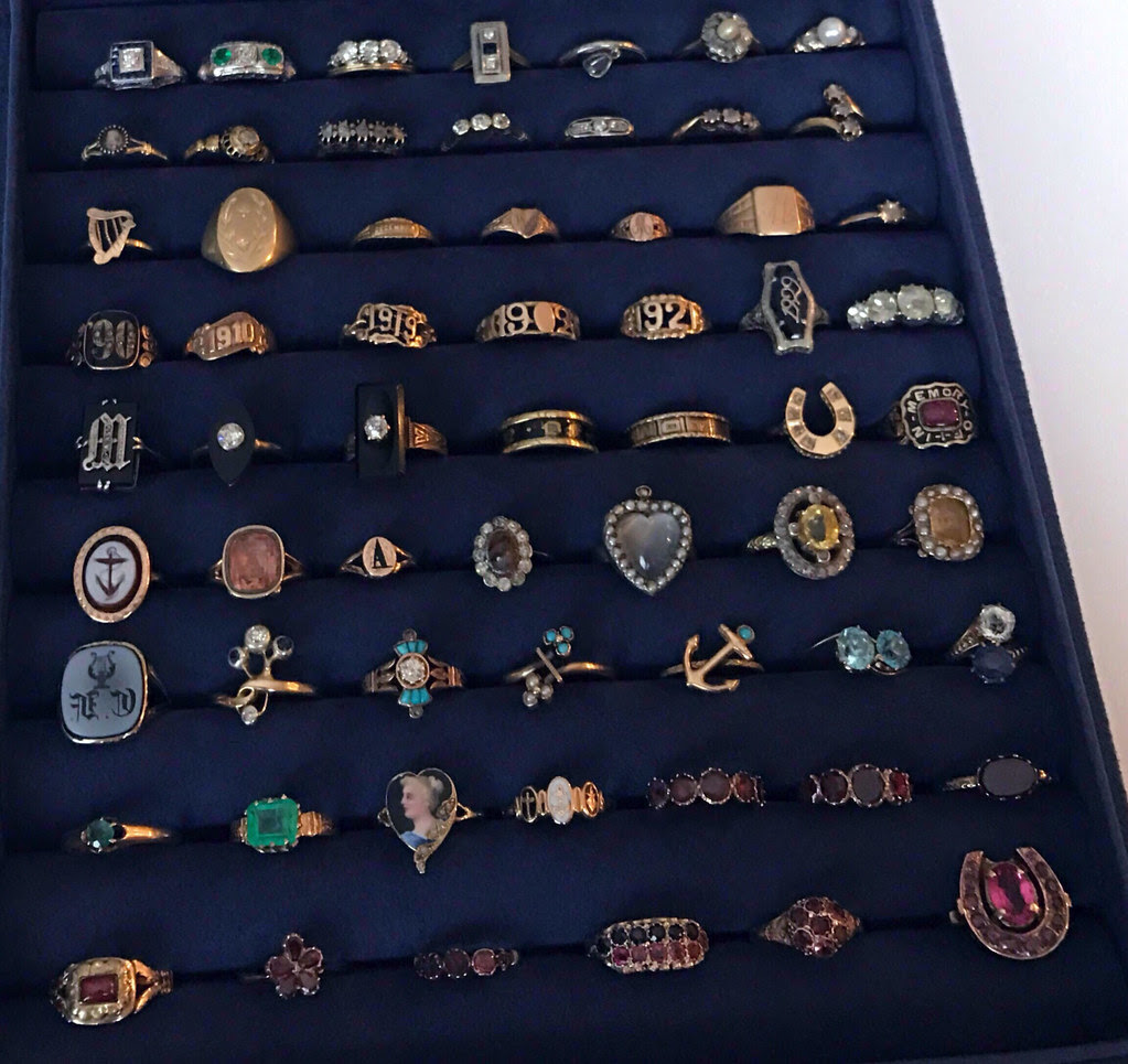 DecemberAnchor Collection