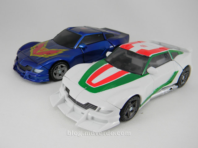 Transformers Wheeljack Generations Deluxe - modo alterno vs Tracks