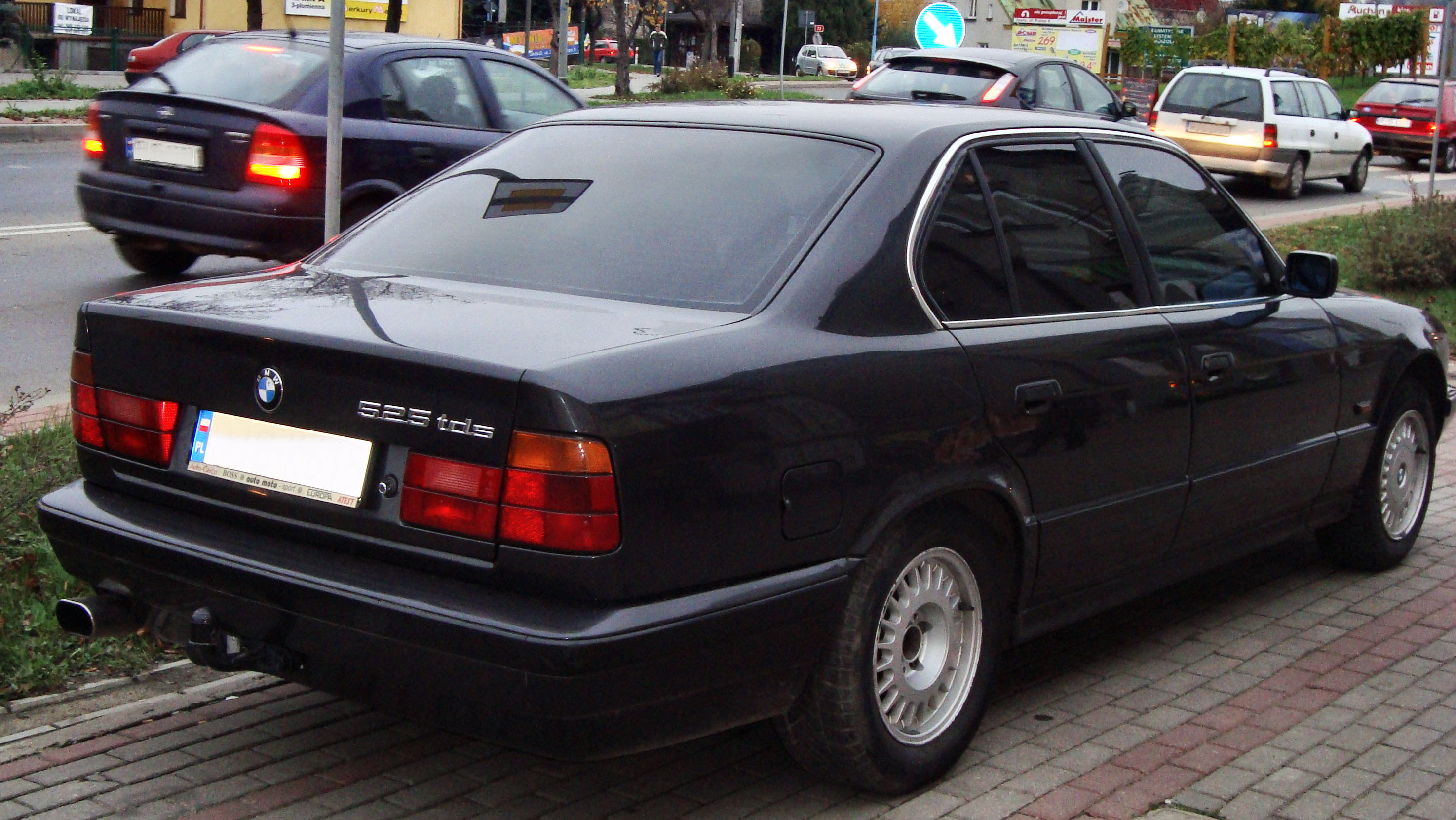 File:BMW E34 rear.JPG