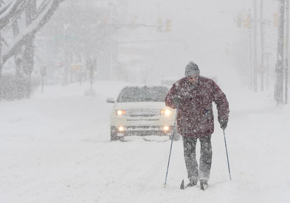 'Bomb cyclone' winter storm threatens East Coast with cold