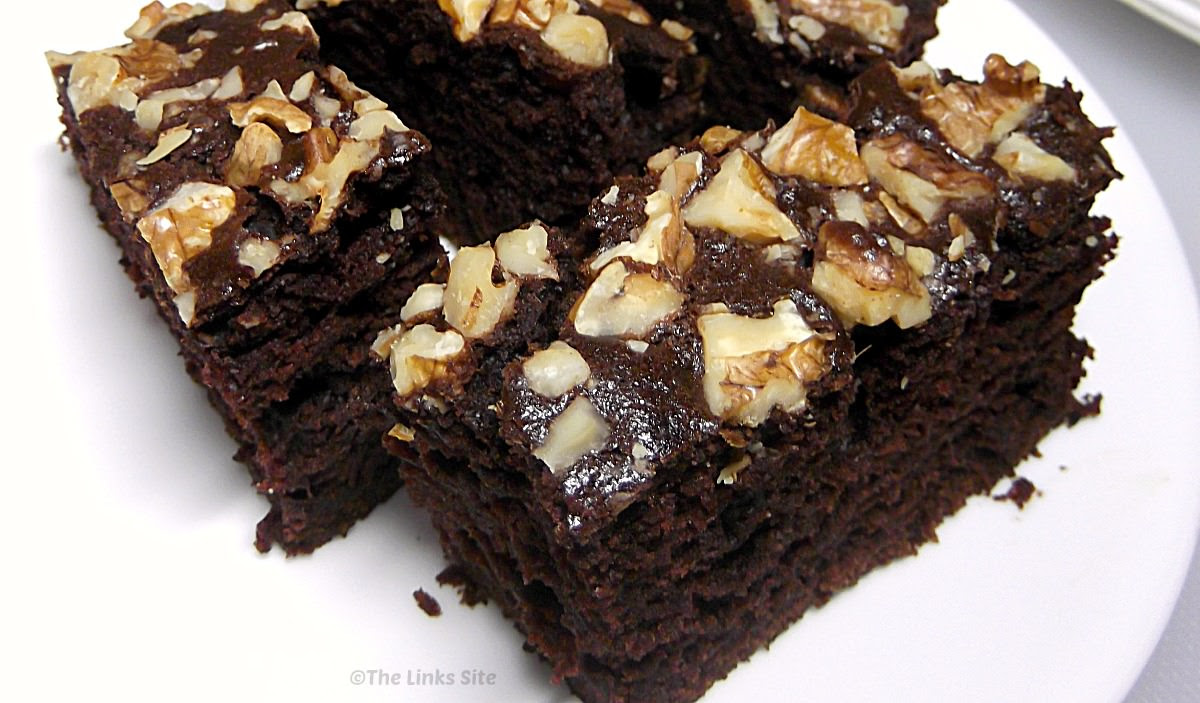 One Bowl Chocolate Walnut Cake | The Links Site