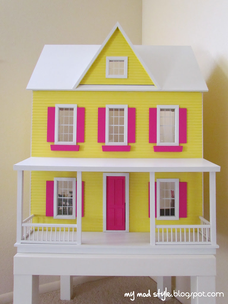 Dollhouse Exterior - Dec 2011