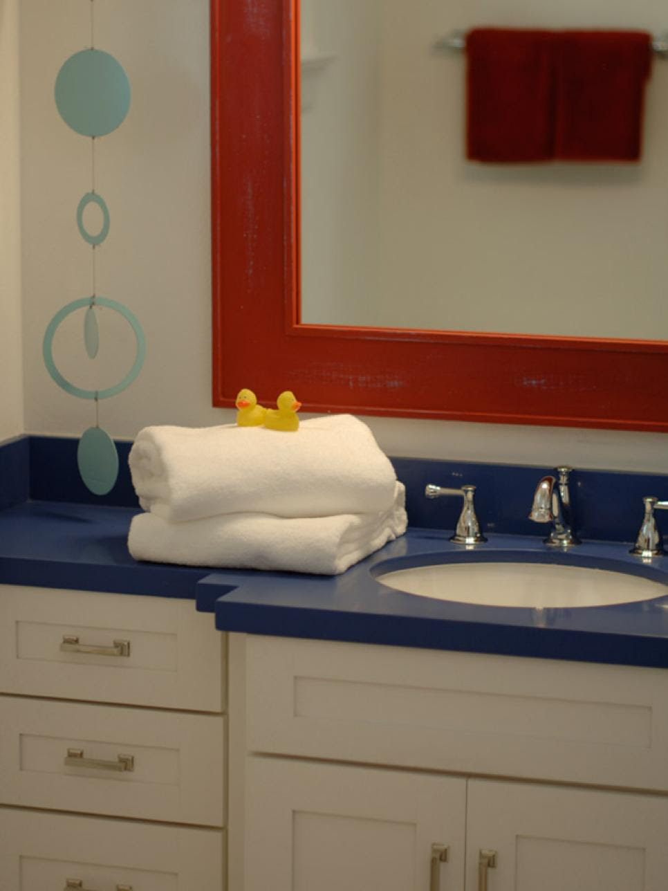 12 Stylish Bathroom Designs for Kids | HGTV