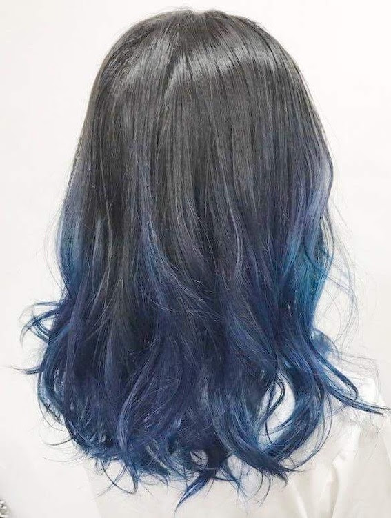 ネイビーブルーヘアカラー 青カラー ネイビーカラーにしてみたい方の参考カラー写真 グラデーションカラー インナーカラー ハイライトカラー Sherry 原宿美容室