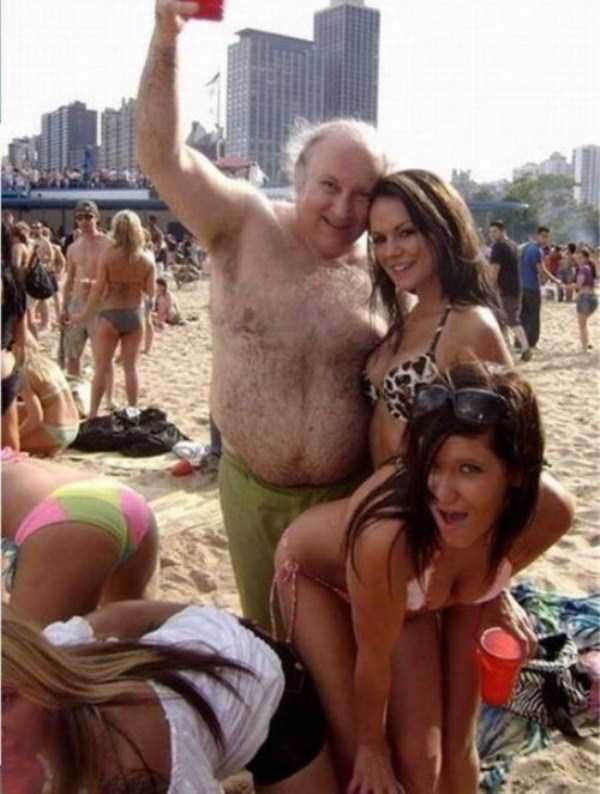 female-gold-diggers (30)