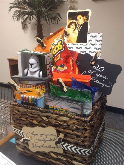 20 of my husbands favorite things for our 20th wedding  