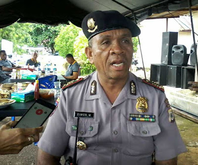 Saumlaki, Malukupost.com - Polres Maluku Tenggara Barat (MTB) meningkatkan komunikasi dengan masyarakat di kabupaten tersebut untuk membangun situasi keamanan dan ketertiban yang kondusif pasca pilkada serentak 15 Februari 2017. "Komunikasi kami tingkatkan demi terwujudnya Kamtibmas yang kondusif pasca perolehan suara Pilkada MTB," kata Kasat Bimbingan Masyarakat (Binmas) AKP. Simon Andrew Manisilety di Saumlaki, Senin (13/3).