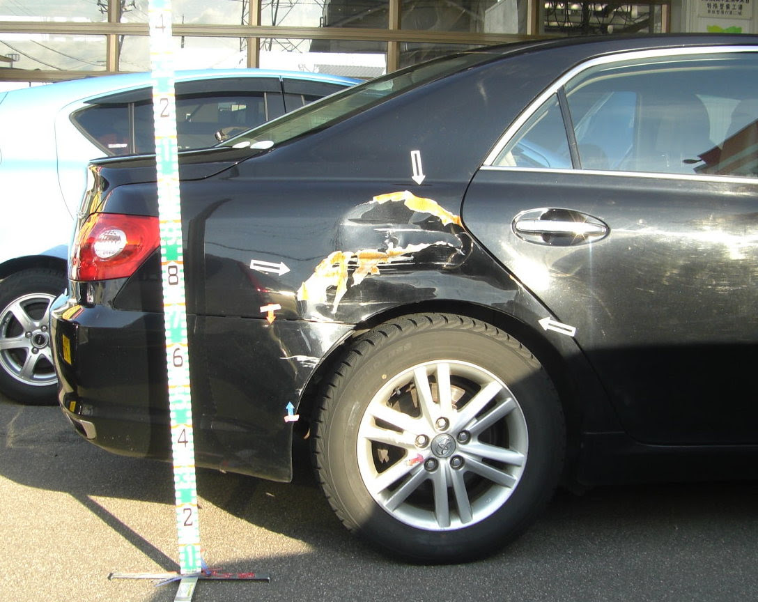 トヨタ マークｘ リヤバンパー 変形へこみ 左リヤフェンダー 板金 修理事例 石川県金沢市 車の板金塗装の専門店 株式会社カナザワ鈑金