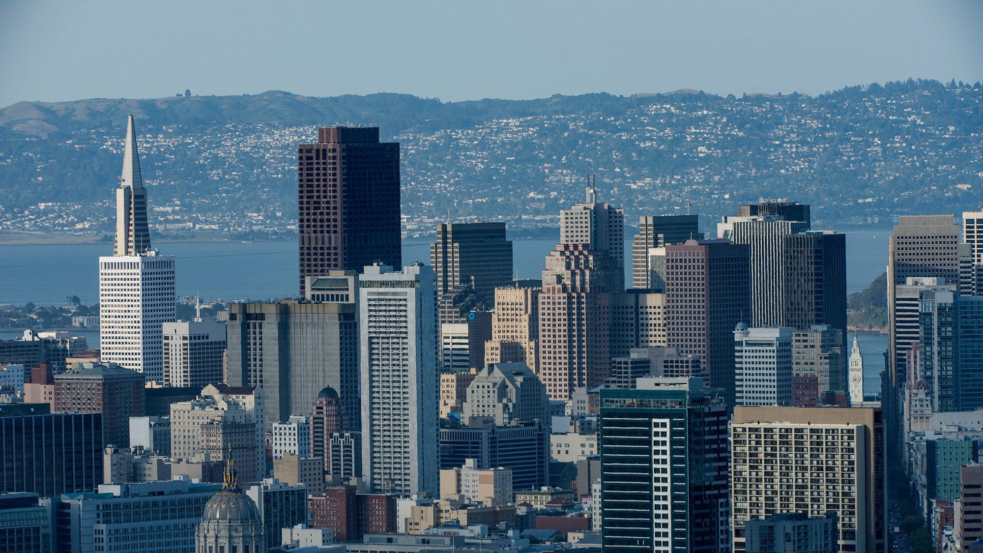 Apartment Market Slumps as Supply Surges