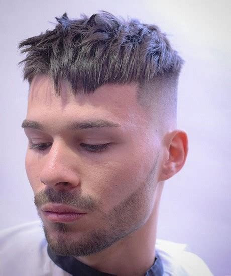 la coupe de cheveux  homme