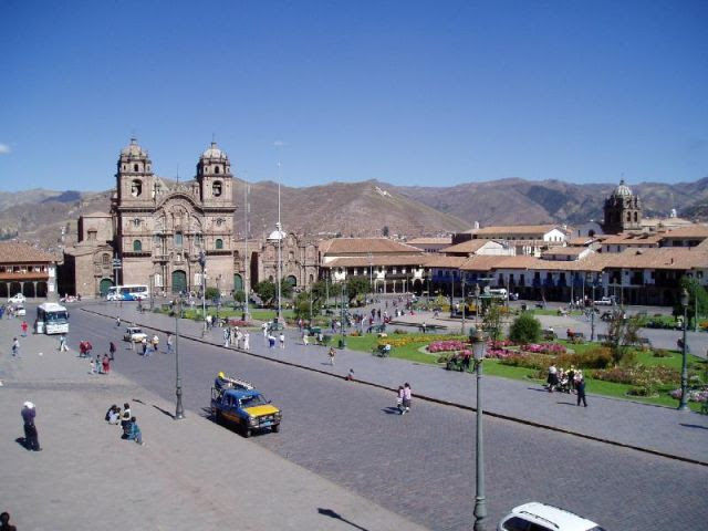クスコ アルマス広場 ペルーing