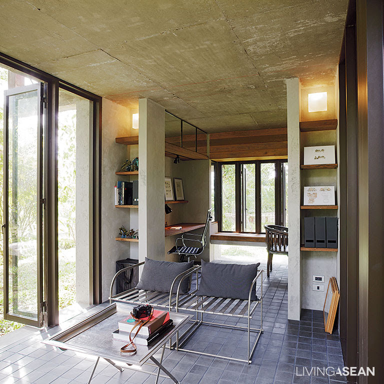 The Warm Half Concrete Half Wood House