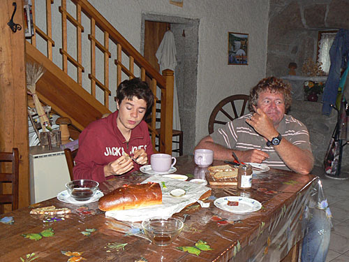 premier petit déj en Lozère.jpg