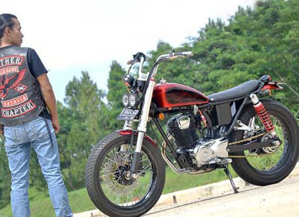 Modifikasi Honda CB100 1976 Modifikasi Honda CB100 1976