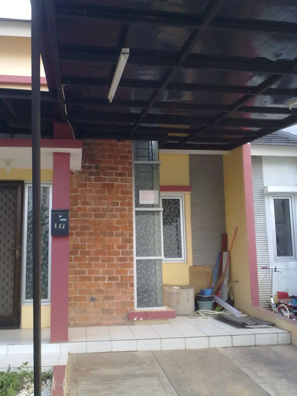Rumah kontrakkan Serpong Garden berkanopi dan bersih Rumah kontrakkan Serpong Garden berkanopi dan bersih