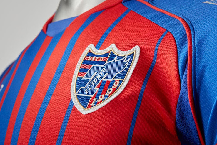 Fc東京 17年umbro新ユニフォーム ホームモデル 正式リリース アシンメトリー イレギュラー インターバル ストライプとは Football Shirts Voltage Com サッカー各国代表 クラブユニフォーム