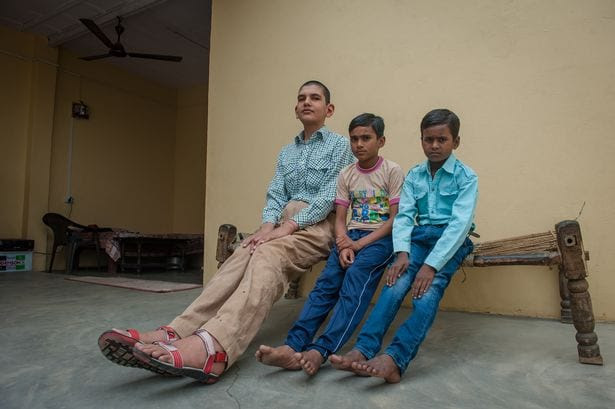 Karan Singh Le Plus Grand Enfant De 8 Ans Du Monde Photos