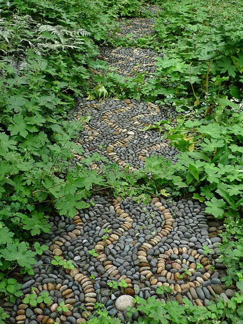 Amazing Pebble Garden Paths Amazing Pebble Garden Paths