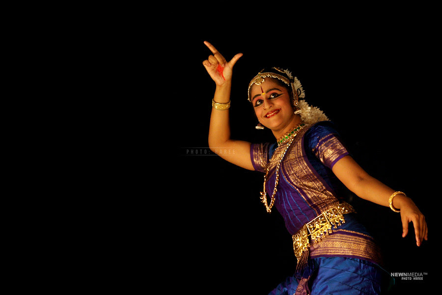 Bharathanatyam - Photography by Haree for Nishchalam.
