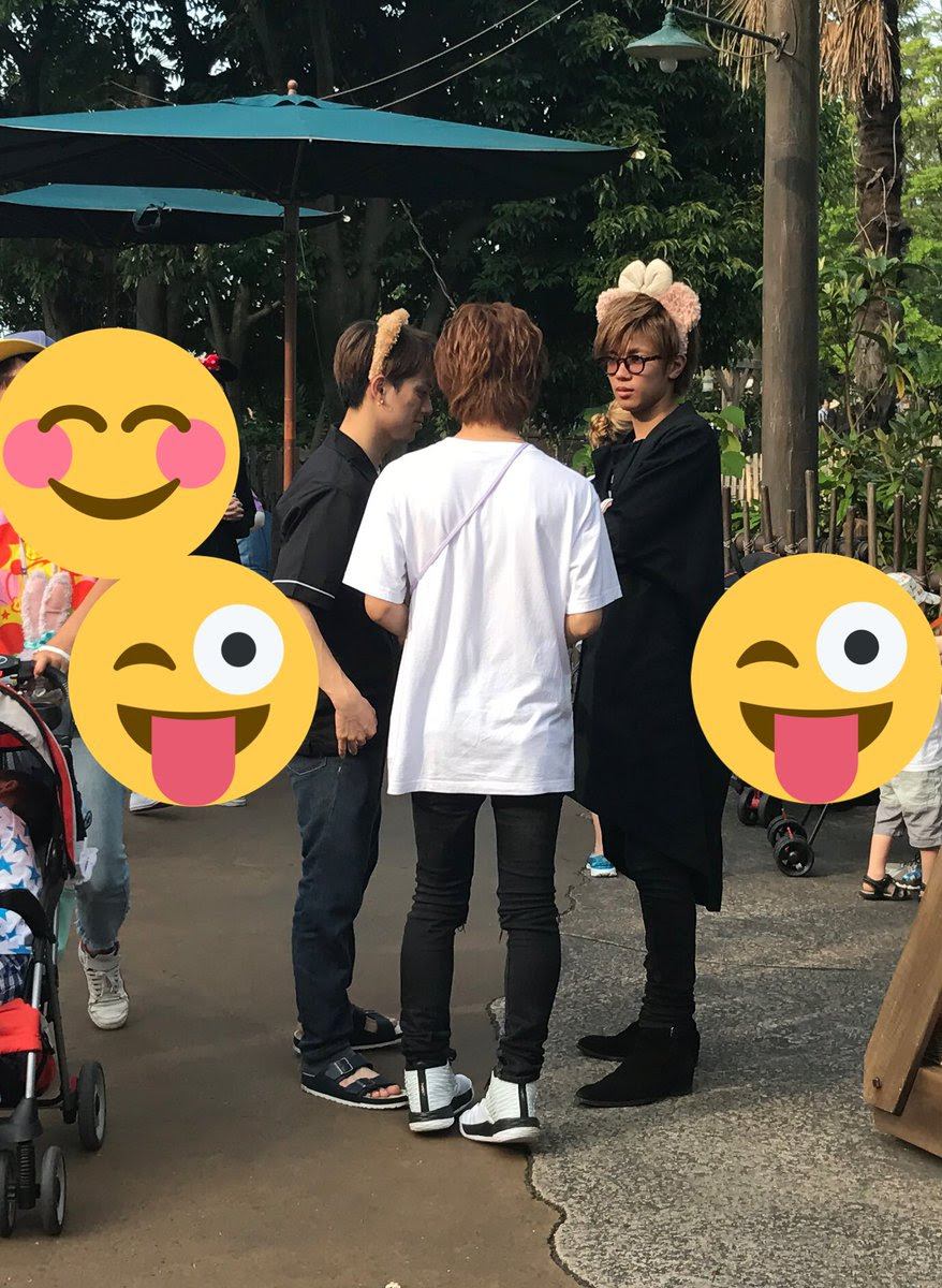 ジャニーズ遭遇 岩橋玄樹がディズニーシーでステラルーのコインケースを斜め掛け 画像 ジャニーズtwitterまとめ