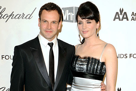 angelina jolie first husband
