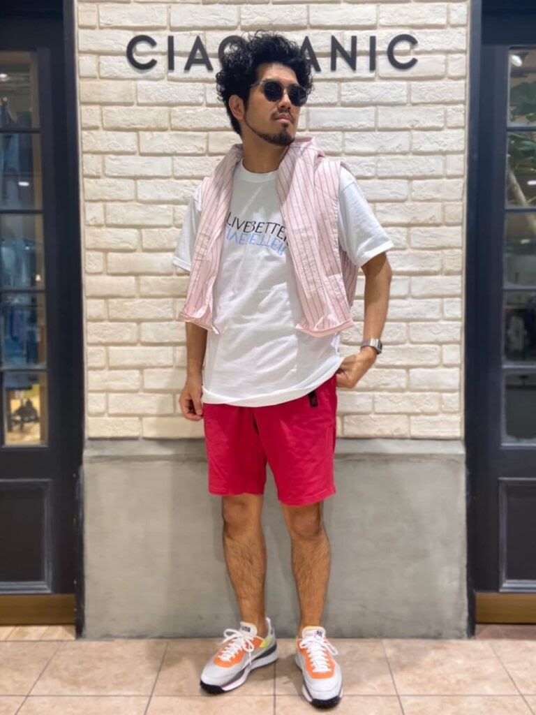 ハーフパンツ ピンク のメンズのコーデ 人気のピンクのハーフパンツを紹介