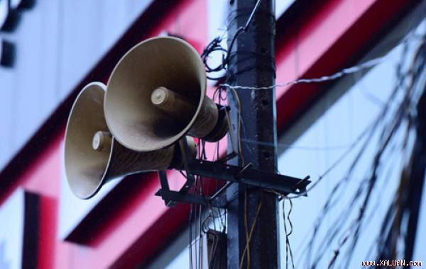  Hà Nội sẽ cho ý kiến việc nên giữ hay bỏ loa phường. Ảnh: Giang Huy.