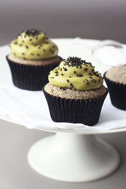 Black Sesame Matcha Cupcakes