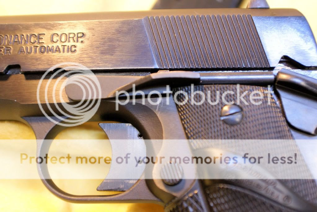Thompson_AO_left_face