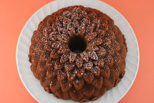 Honey Spice Cake in Chrysanthemum Bundt