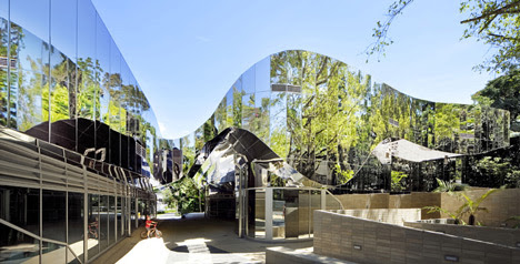 Cairns Botanic Gardens by Charles Wright Architects