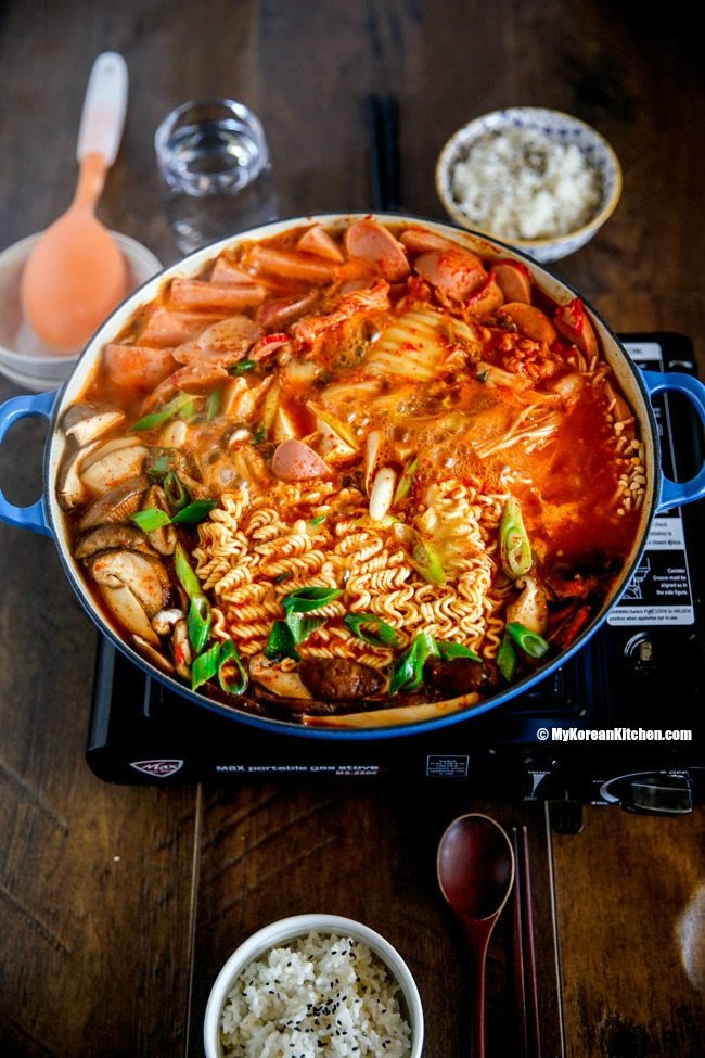 Cách làm lẩu thập cẩm kiểu Hàn ngon “bá cháy” - 5