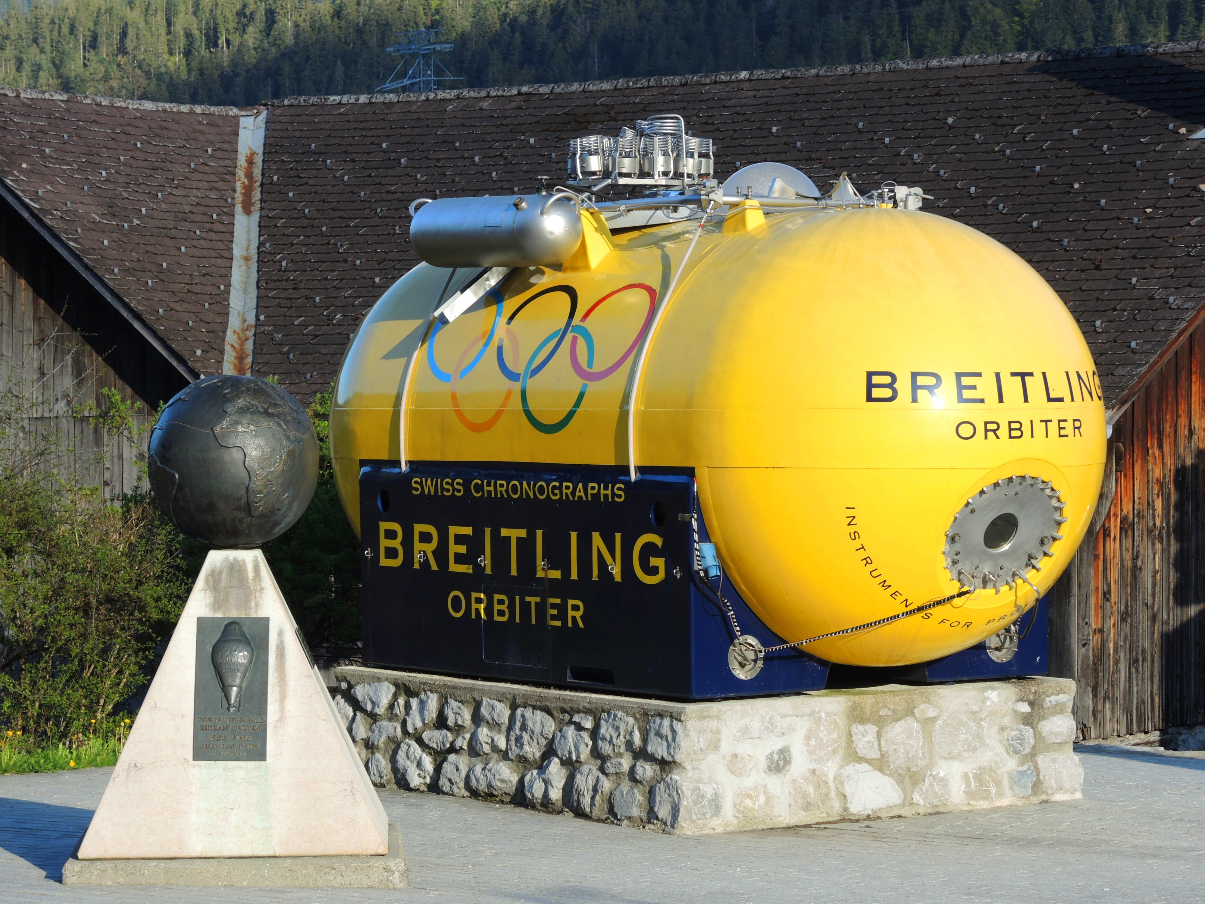 Description Breitling Orbiter.JPG