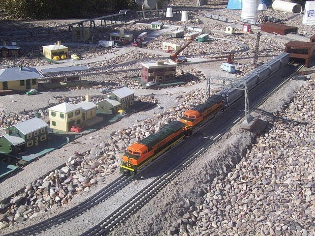 Gauge Outside: Fred Young's Ground-Level Arizona Railroad